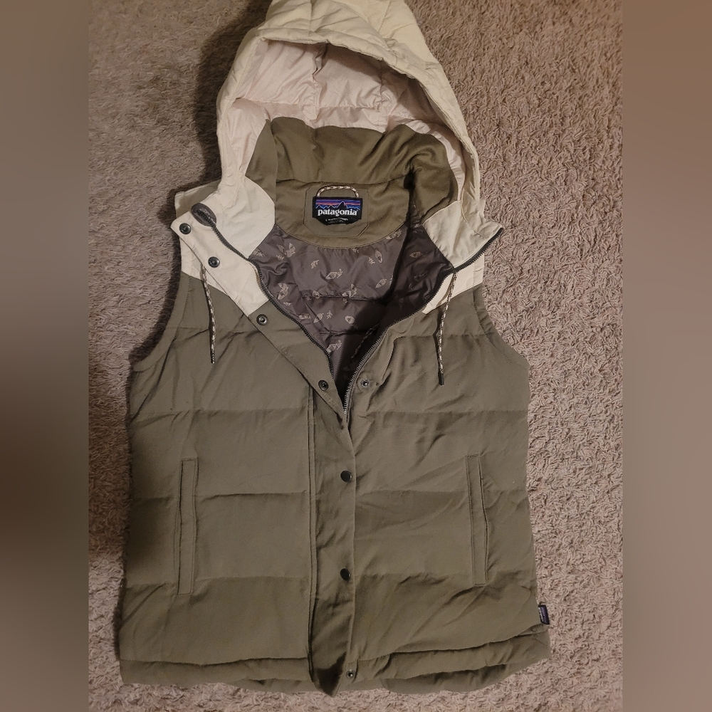 Patagonia Women's Bivy Down Vest Size Large